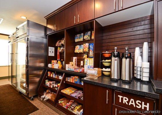 Mainstay Suites Майнот Ресторант снимка